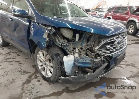 2020 Ford Edge Titanium z USA, uszkodzony, nr VIN 2FMPK4K90LBA17553